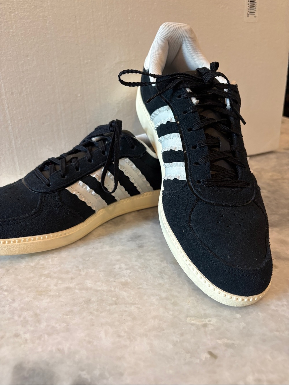 Classic Adidas Black Suede women’s Sneakers with White Ribbon Stripes - Picture 3 of 5
